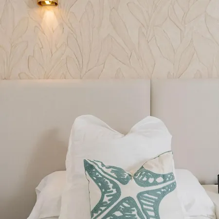 Vivi Homes - La Brisa Apartment *
